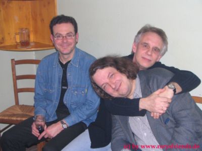 Pressefoto Cornpicker/The Loop , 2006 © Die drei Bandmitglieder von "The Loop": Michael Welzel (Bass), Christian Maltzahn (Drums) und Volkard Schuster (Guitar, Vocals)