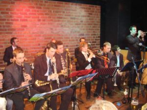 Porth , 2006 &copy; Musikalisch perfekt aber der Funke zum Publikum fehlte - G&ouml;ttinger Hot Jazz Allstars.