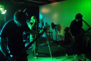 Pressefoto / Stoic Moment , 2006 &copy; Die Band, stoic moment, aus Duderstadt mischte das G&ouml;ttinger Publikum kurz vor Weihnachten nochmal richtig laut auf.