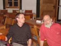 Porth , 2007 &copy; Vor dem Konzert spricht Dietmar Brand (rechts) mit J&ouml;rg Teibach (links) &uuml;ber das kommende Konzert.