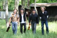 Pressefoto / Exil , 2006 &copy; Eric Fish spielt Deutsch-Folkmusik. Bei Myspace klingt die Musik einwenig nach Mittelalter. viel nach Pop und einwenig nach Rock.