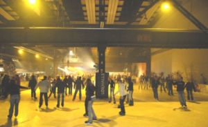 Pressefoto , 2007 &copy; Die Party am 6. Januar zum Abschluss der Eiszeit war ein voller Erfolg. (Auch hier wurde das original etwas aufgehellt, denn dunkle Bilder ziehen keinen an.)