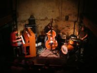 Pressefoto , 2007 &copy; Das P&auml;r Lammers Trio spielte am Donnertag im Apex