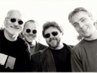 Pressefoto , 2007 &copy; Cornpickers H&uuml;hnerstall in Mielenhausen wurde am Samstag von den Rathausrockern gerockt.