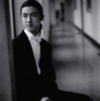 Pressefoto , 2007 © Haiou Zhang spielt im Goetheinstitut unter anderem Werke von Bach und Beethoven auf dem Klavier.