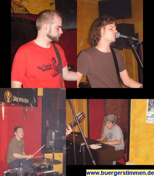Porth , 2007 © Fabian - Bass; Julian - Guitars, Vocals; Tim - Drums; Bartho - Piano