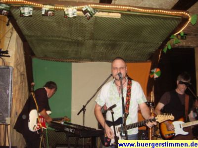 Pressefoto: Porth , 2007 &copy; Radio Durango waren in richtig guter Spiellaune. Publikum und Band erg&auml;nzten sich hervorragend.