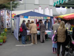 Pressefoto: Pressefoto , 2007 &copy; Infostand auf dem Wochenmarkt