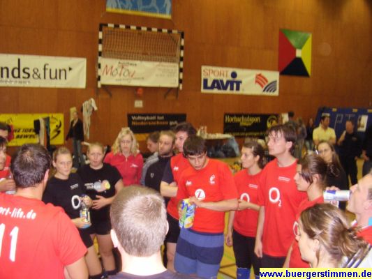 Pressefoto: Porth , 2007 &copy; In der letzten Pause vor dem Erreichen der sechzig Stunden wurde abgestimmt, ob man noch l&auml;nger als sechzig Stunden spielen wollte. Die Mehrheit entschied sich dagegen.