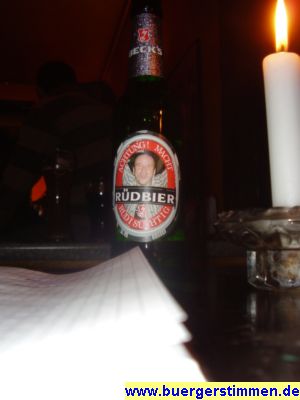 Pressefoto: Porth , 2008 &copy; Ehrung von R&uuml;diger Bierhorst mit dem R&uuml;dbier.