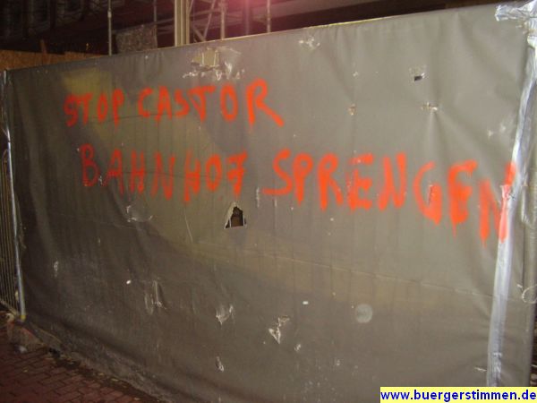 Pressefoto: Porth , 2008 &copy; Castor-Protestgraffiti in der Innenstadt - Achte auf deine Worte, ...