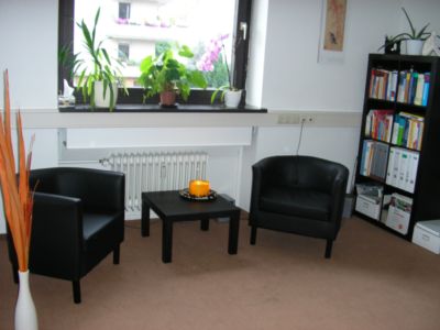 Pressefoto: Werbefoto&copy;2008 // Die psychologische Beratungs- und Hypnosetherapiepraxis von Angelika Pfl&uuml;ger ist geschmackvoll eingerichtet.