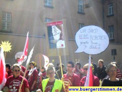 Pressefoto: http://www.buergerstimmen.de/ , 2011 &copy; Das Arbeitsgesetz scheint bei manchen Lebensmittel-Discountern wenig zu gelten - wie die Forderung nach geregelten Pausen zeigt