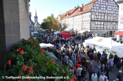 Pressefoto: http://www.wir-in-duderstadt.de/ , 2011 © 16. Apfel- und Birnenmarkt Duderstadt - hoffentlich beschert auch 2011 so gutes Wetter