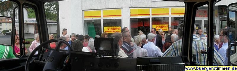 Foto vom Pressemelder: Dr. Dieter Porth , 2012 &copy; Panoramacollage aus Lemkes rollenden Supermarkt
